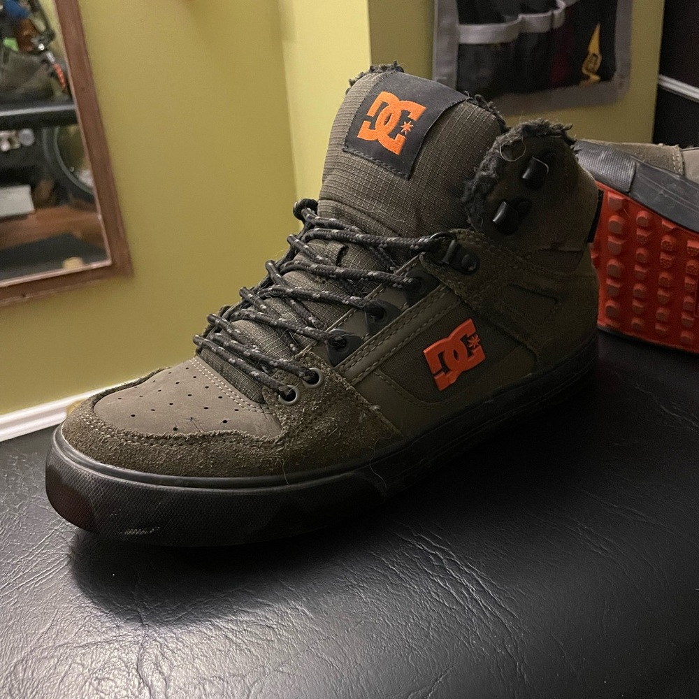 Dc shoes Winter Army green Size 8.5